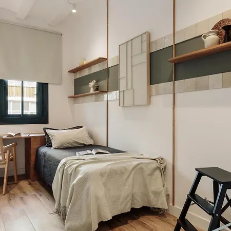 Orosi - 2 Bedrooms And Balcony In Poble Sec Apartman