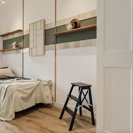 Apartman Orosi - 2 Bedrooms And Balcony In Poble Sec *