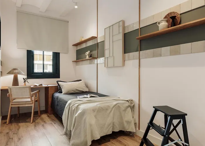 Orosi - 2 Bedrooms And Balcony In Poble Sec Apartment