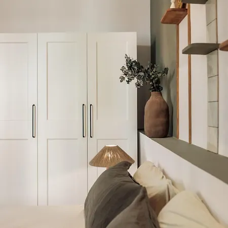 Apartman Orosi - 2 Bedrooms And Balcony In Poble Sec Barcelona