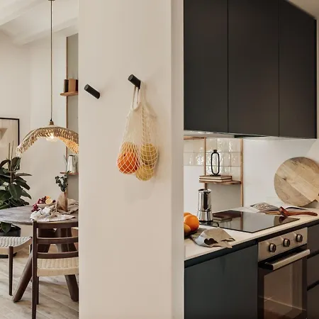 Orosi - 2 Bedrooms And Balcony In Poble Sec *